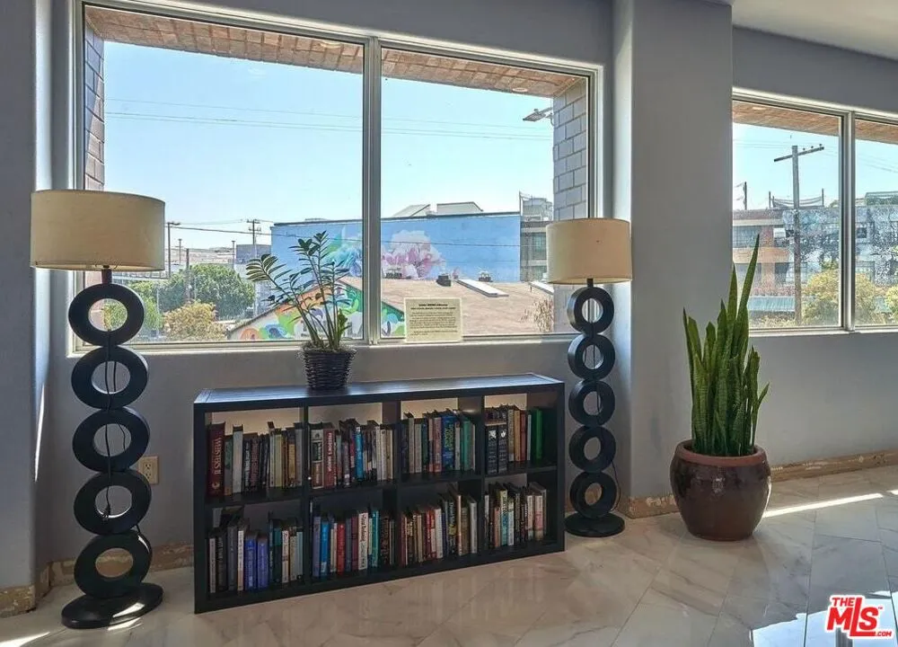 629 Traction Avenue 233, Los Angeles, California 90013 home-pic-35